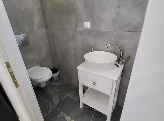 Aparthotel Triola 3*